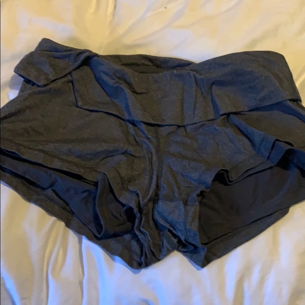 Lulu hot yoga shorts